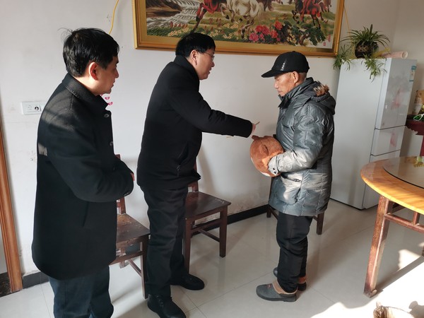 春节慰问1.jpg