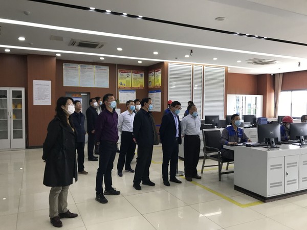 市人大调研.jpg